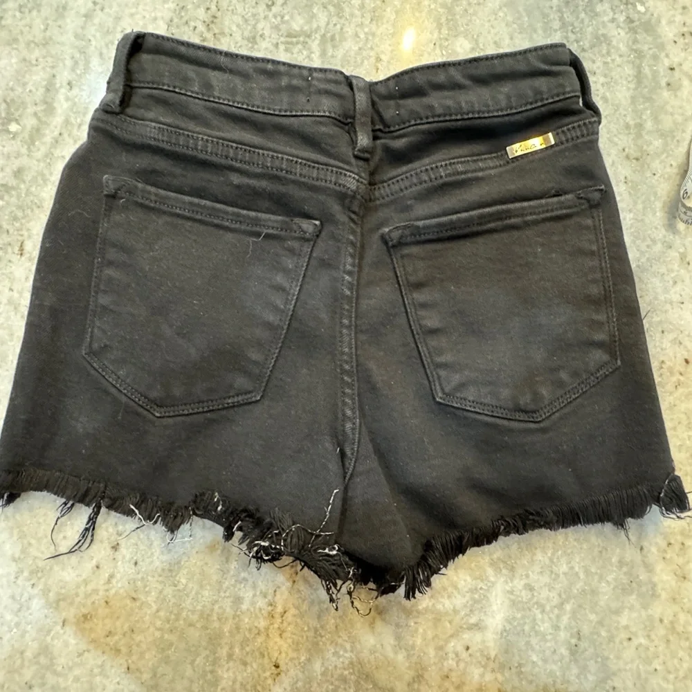 KanCan‎ 3/25 Jean Shorts Black Distressed Denim Ripped Frayed Cut Off